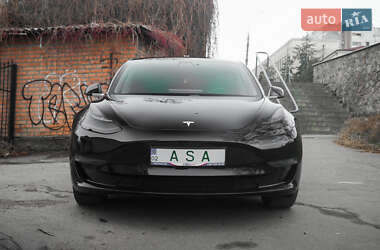 Седан Tesla Model 3 2019 в 