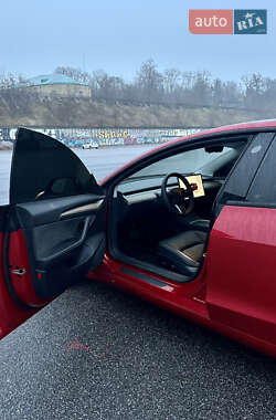 Седан Tesla Model 3 2023 в Києві