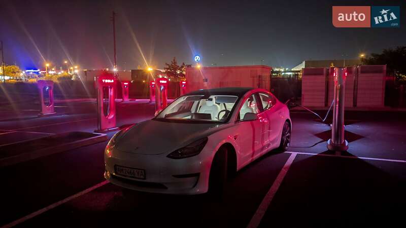 Седан Tesla Model 3 2020 в Днепре