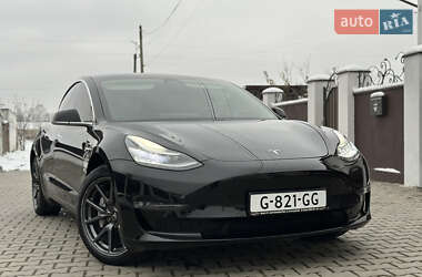 Седан Tesla Model 3 2019 в Дрогобичі