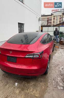 Седан Tesla Model 3 2021 в Києві