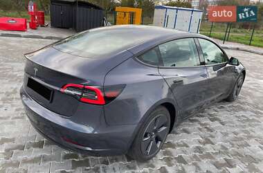 Седан Tesla Model 3 2021 в Львові