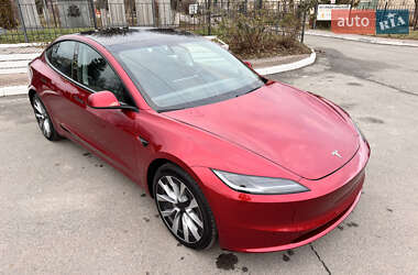 Седан Tesla Model 3 2024 в Киеве