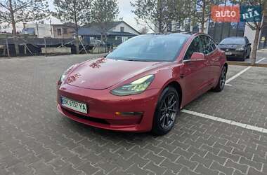 Седан Tesla Model 3 2019 в Рівному