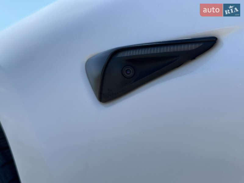 Седан Tesla Model 3 2021 в Львове фото 3 Седан Tesla Model 3 2021 в Львове