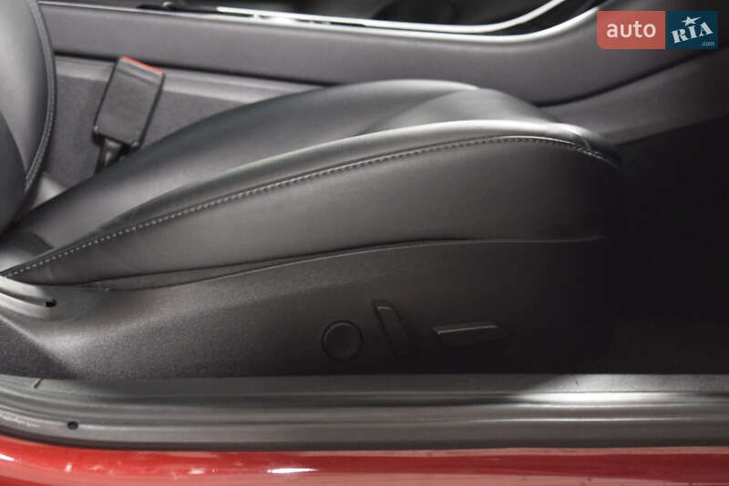 Седан Tesla Model 3 2019 в Ужгороді
