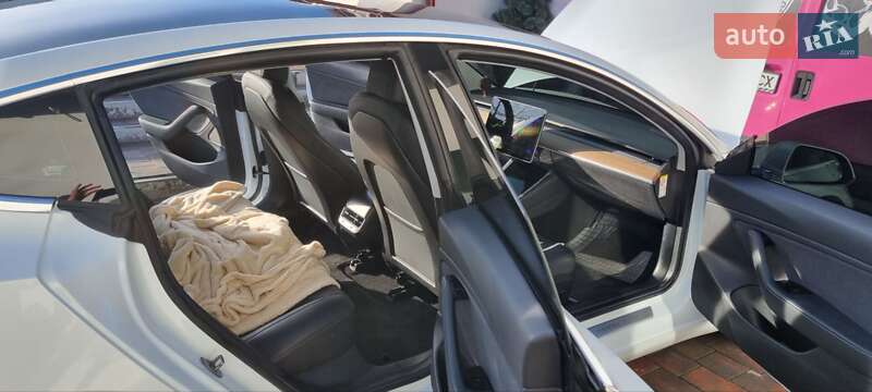 Седан Tesla Model 3 2019 в Хмельницком фото 4 Седан Tesla Model 3 2019 в Хмельницком
