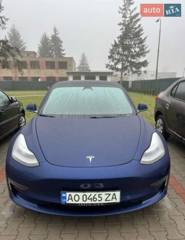 Tesla Model 3 2019
