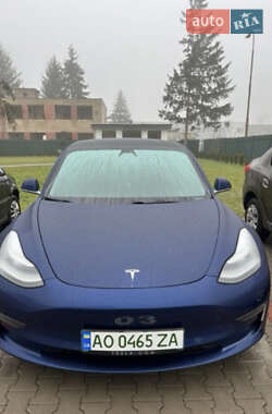 Седан Tesla Model 3 2019 в 