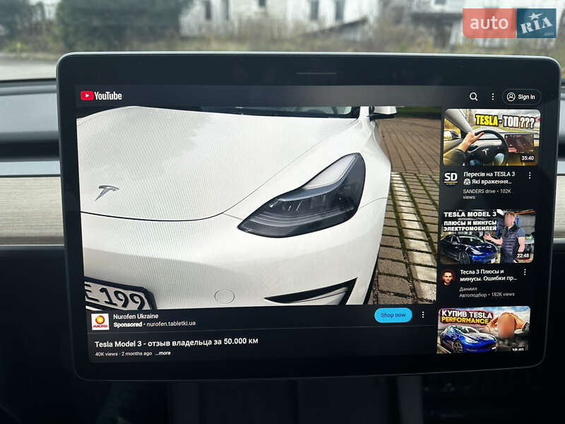 Седан Tesla Model 3 2023 в Рівному