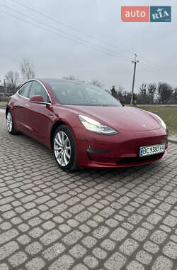 Седан Tesla Model 3 2019 в Радехові