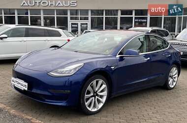 Седан Tesla Model 3 2018 в Житомирі