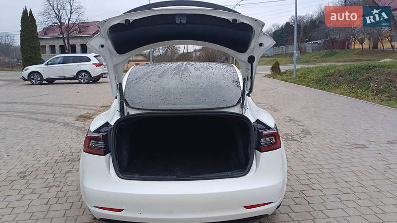Седан Tesla Model 3 2023 в Миколаєві фото 6 Седан Tesla Model 3 2023 в Миколаєві