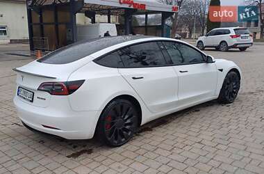 Седан Tesla Model 3 2023 в Николаеве