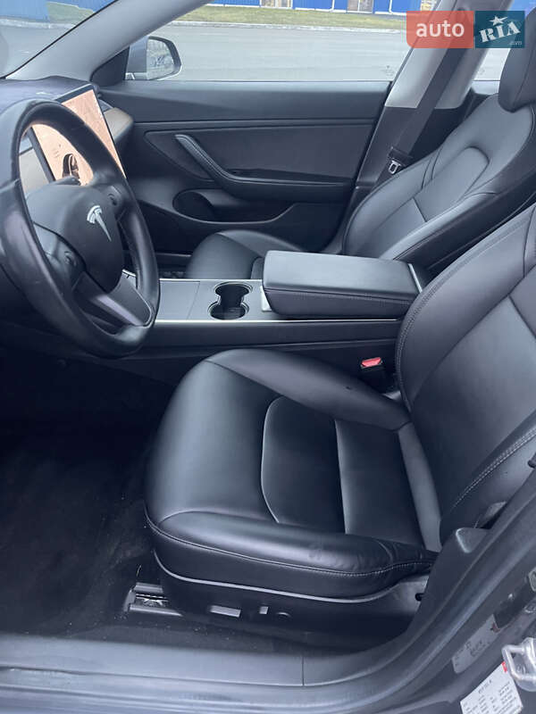 Седан Tesla Model 3 2018 в Киеве фото 6 Седан Tesla Model 3 2018 в Киеве