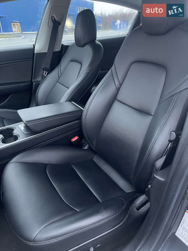 Седан Tesla Model 3 2018 в Киеве фото 7 Седан Tesla Model 3 2018 в Киеве