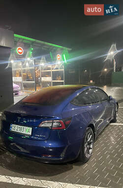 Седан Tesla Model 3 2018 в Чернівцях
