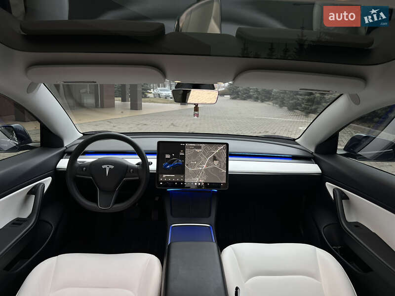 Седан Tesla Model 3 2021 в Харкові