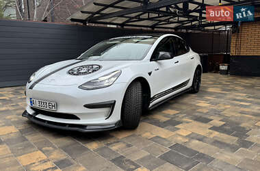 Tesla Model 3 2019