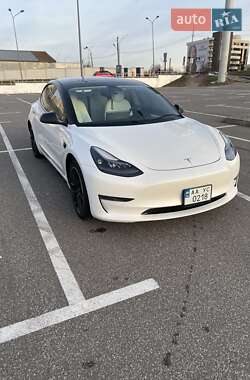 Седан Tesla Model 3 2021 в Киеве