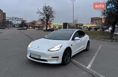 Седан Tesla Model 3 2021 в Києві