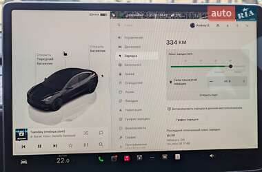 Седан Tesla Model 3 2023 в Одесі