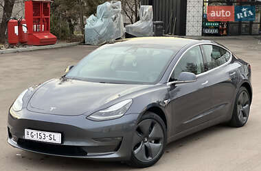 Седан Tesla Model 3 2019 в Тернополі