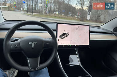 Седан Tesla Model 3 2019 в Тернополі