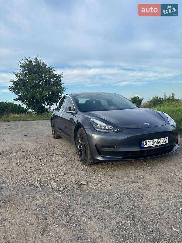 Седан Tesla Model 3 2018 в Луцьку фото 5 Седан Tesla Model 3 2018 в Луцьку