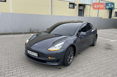 Седан Tesla Model 3 2022 в Киеве