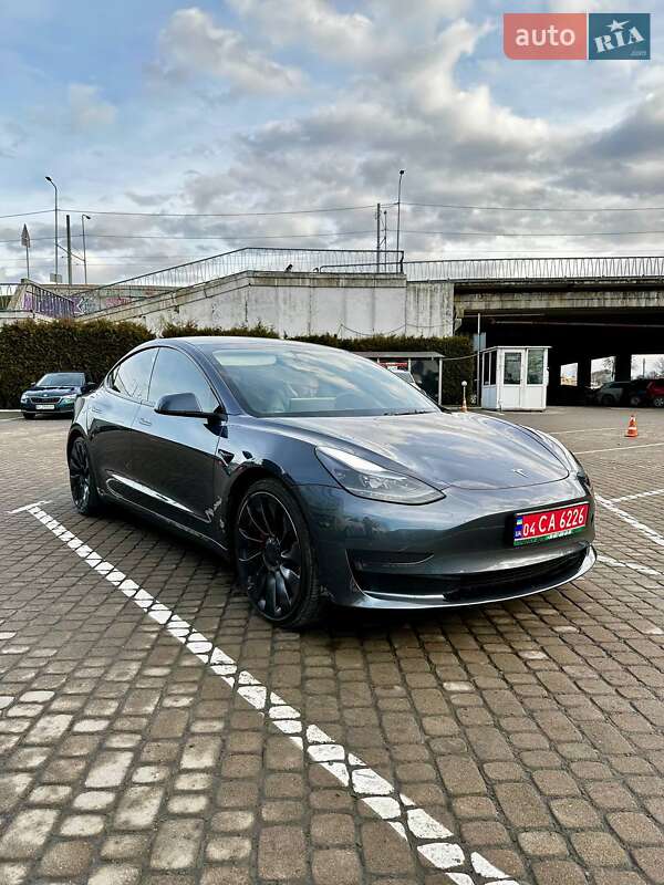 Tesla Model 3 2023