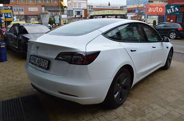 Седан Tesla Model 3 2022 в Львове