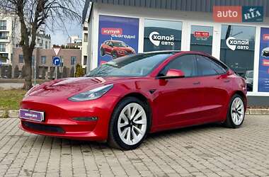 Седан Tesla Model 3 2021 в Львові