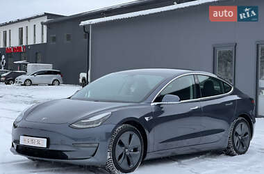 Седан Tesla Model 3 2019 в Тернополі