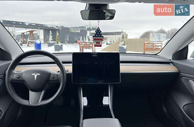 Седан Tesla Model 3 2019 в Тернополі