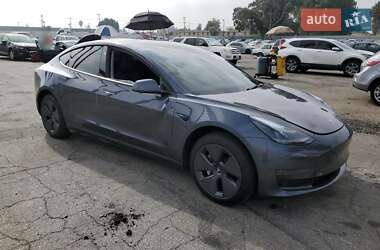 Седан Tesla Model 3 2023 в Києві