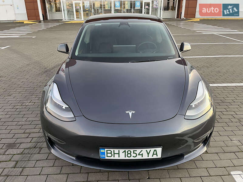 Седан Tesla Model 3 2022 в Одессе