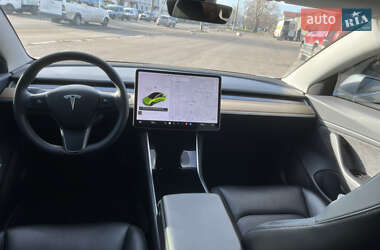 Седан Tesla Model 3 2018 в Николаеве