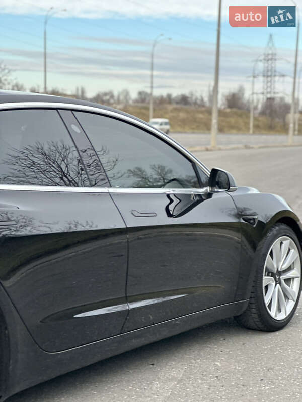 Седан Tesla Model 3 2020 в Одессе