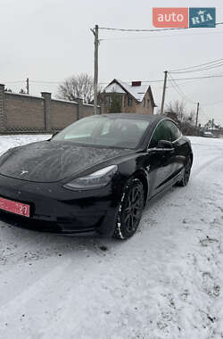 Седан Tesla Model 3 2020 в Рівному