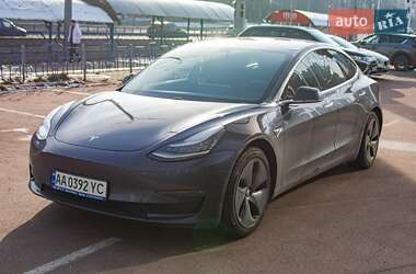 Седан Tesla Model 3 2018 в Києві