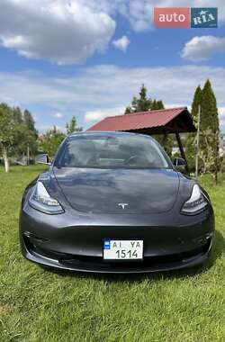 Седан Tesla Model 3 2018 в 
