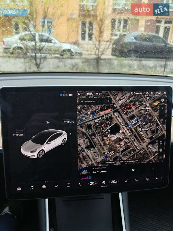 Седан Tesla Model 3 2019 в Кременчуці