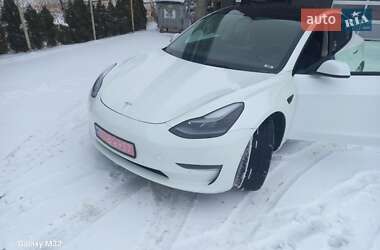 Седан Tesla Model 3 2022 в Львові