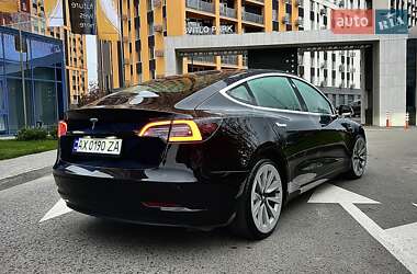 Седан Tesla Model 3 2019 в 