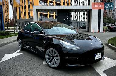 Седан Tesla Model 3 2019 в Києві