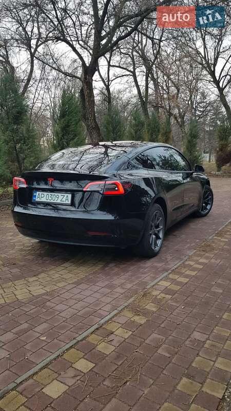 Седан Tesla Model 3 2018 в Запоріжжі