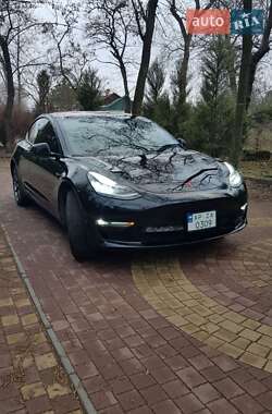 Седан Tesla Model 3 2018 в Запорожье