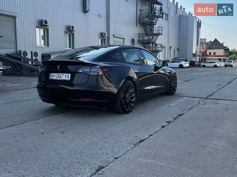 Седан Tesla Model 3 2019 в Одессе