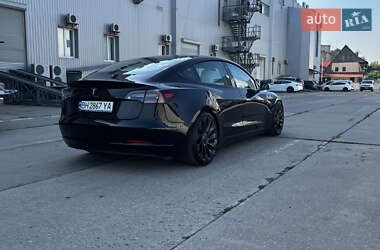 Седан Tesla Model 3 2019 в Одессе